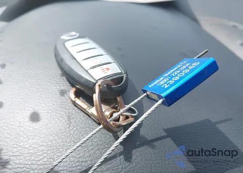 2017 Nissan Maxima 3.5S z USA, uszkodzony, nr VIN 1N4AA6APXHC381338